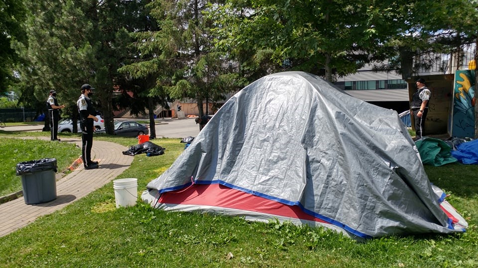 Outreach workers deny involvement in the clearing of downtown homeless ...