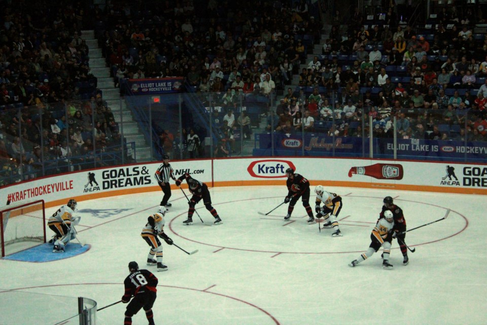 290924_tc_hockeyville_gamer_story-6