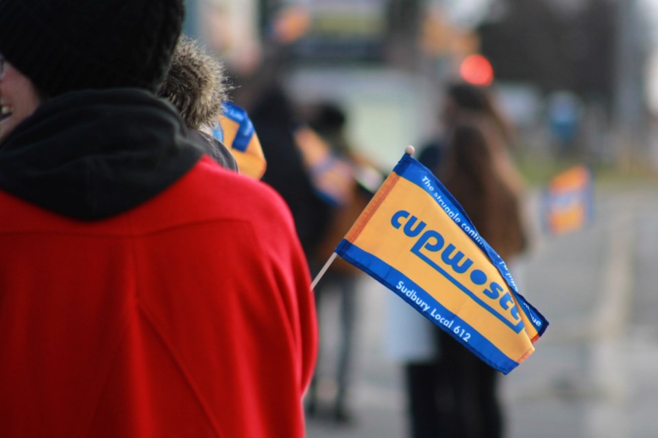 151124_tc_postal_employees_strike-4