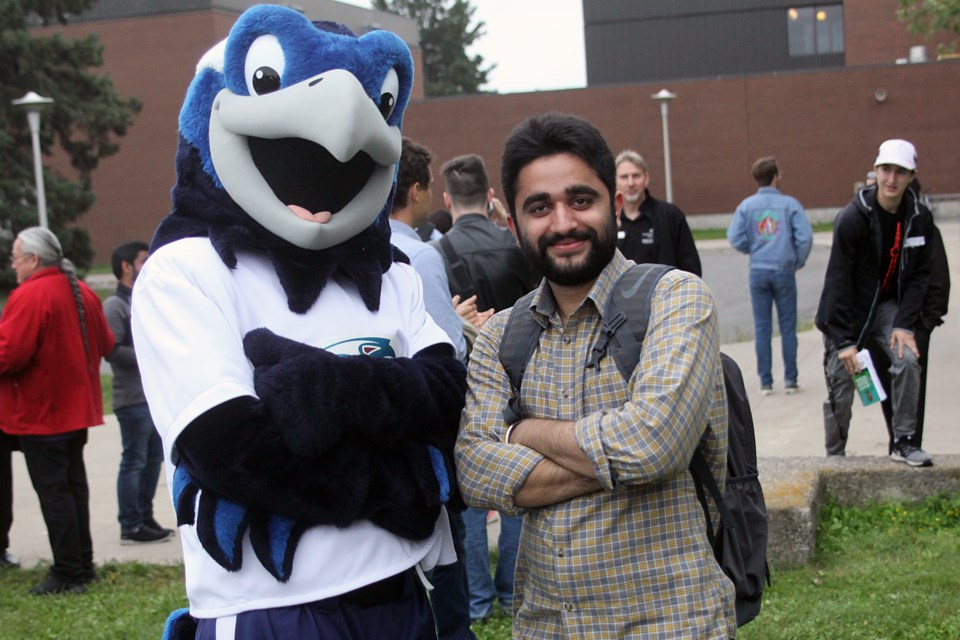 Confederation College mascot Storm greets students at orientation on Tuesday, September 4, 2018. (Matt Vis, tbnewswatch.com)