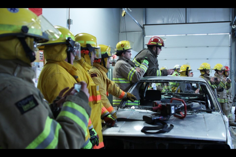 Volunteer Firefighters Practice Life-saving Skills - TBNewsWatch.com