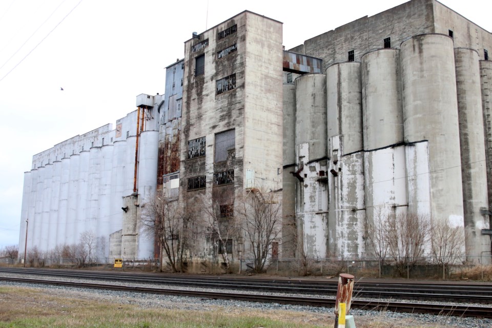 The Riverside Grain Products structure will remain standing despite earlier plans to demolish the structure in 2019. (Photos by Doug Diaczuk - Tbnewswatch.com). 