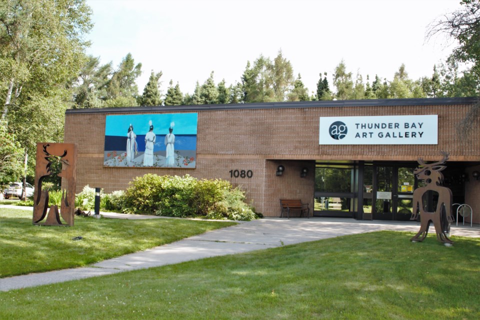 Kwewog Giiwednog — Women of the North by Sharon Hunter will be on display outside of the Thunder Bay Art Gallery through the fall. (Photos by Ian Kaufman, TBNewswatch)