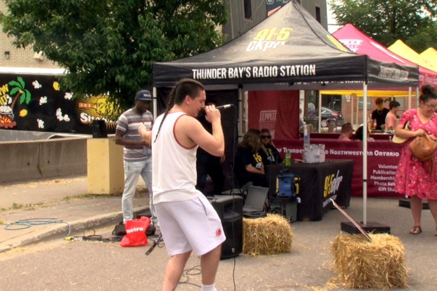 The free to attend event was filled with many different types of vendors and, of course, street performers