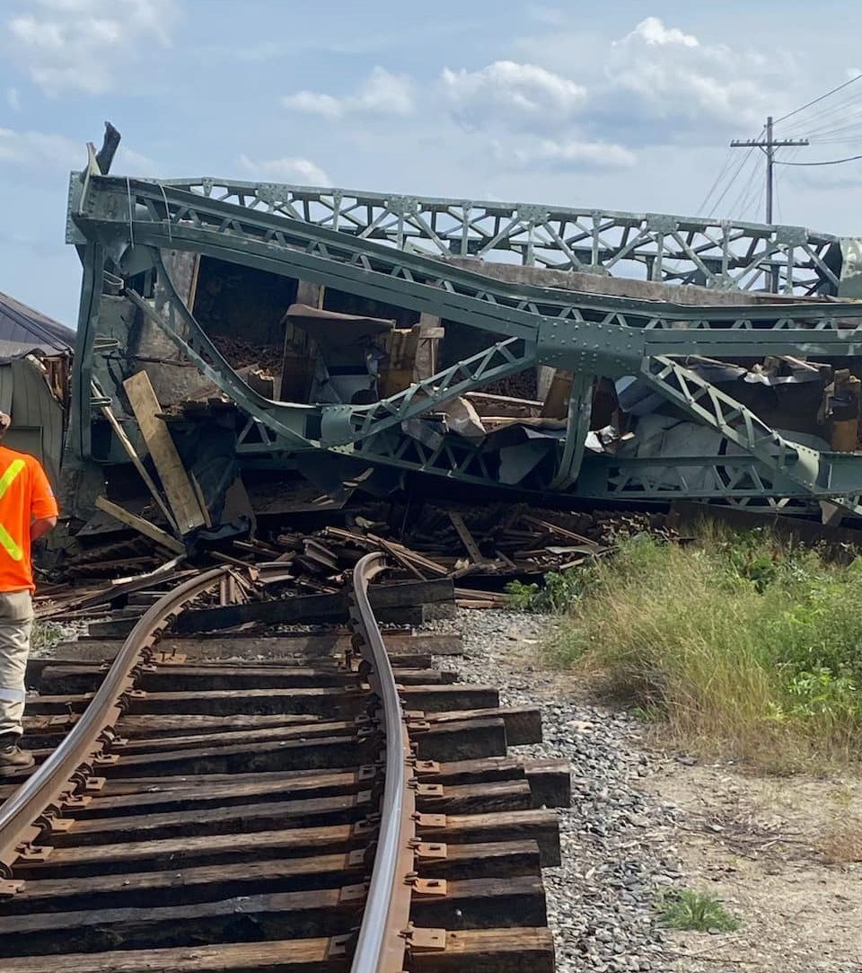 Railway bridge collapses near Fort Frances - NWONewsWatch.com