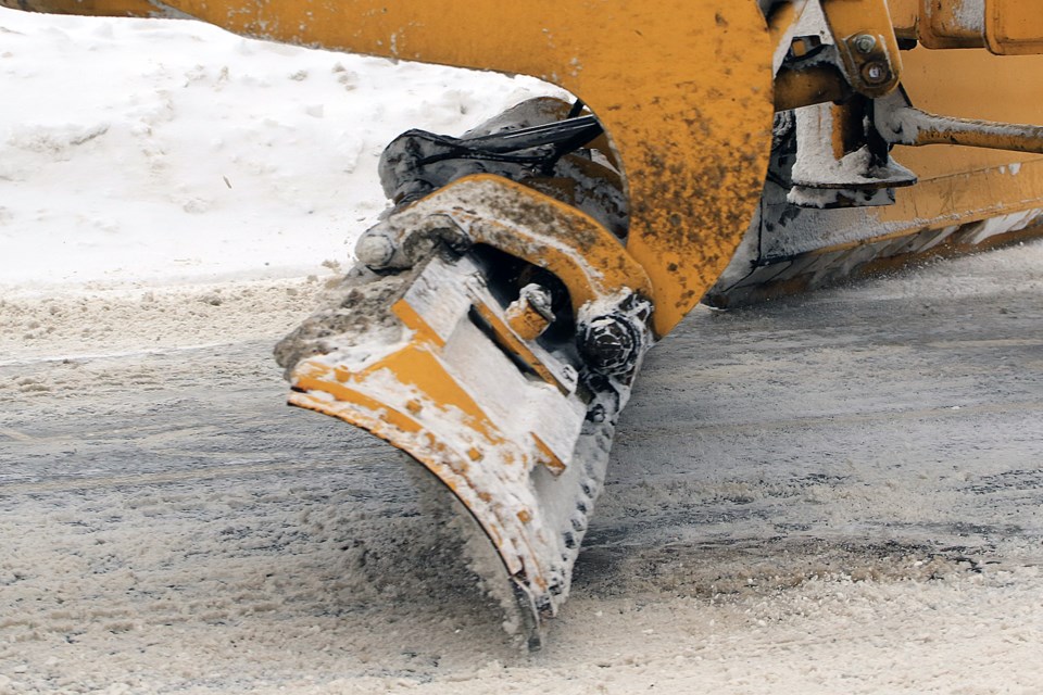 snow-plow-blade-2-2024