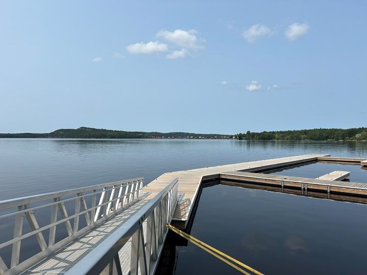 pelican-lake-dock