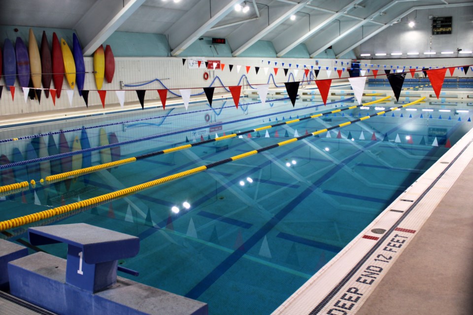 lakehead-university-pool