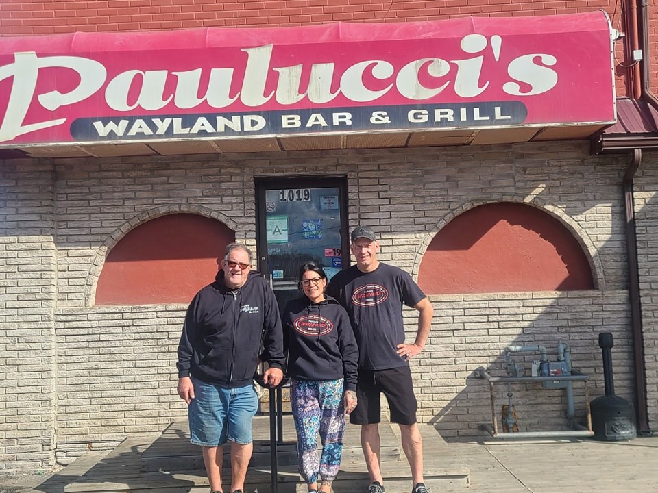 pauluccis-one