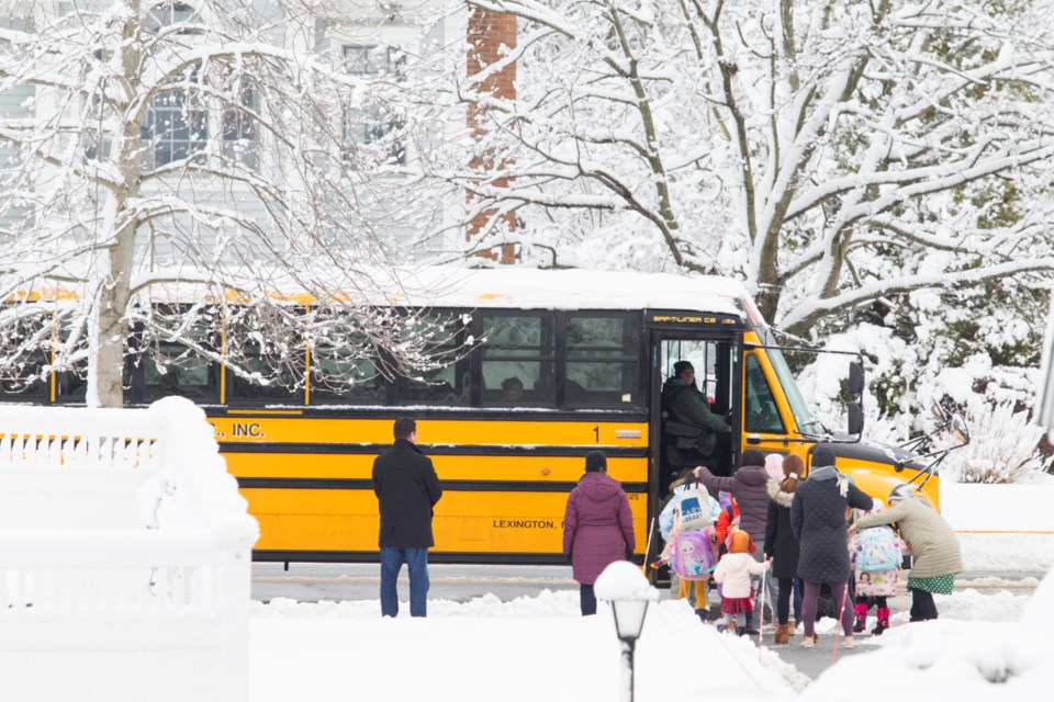 school-bus-winter