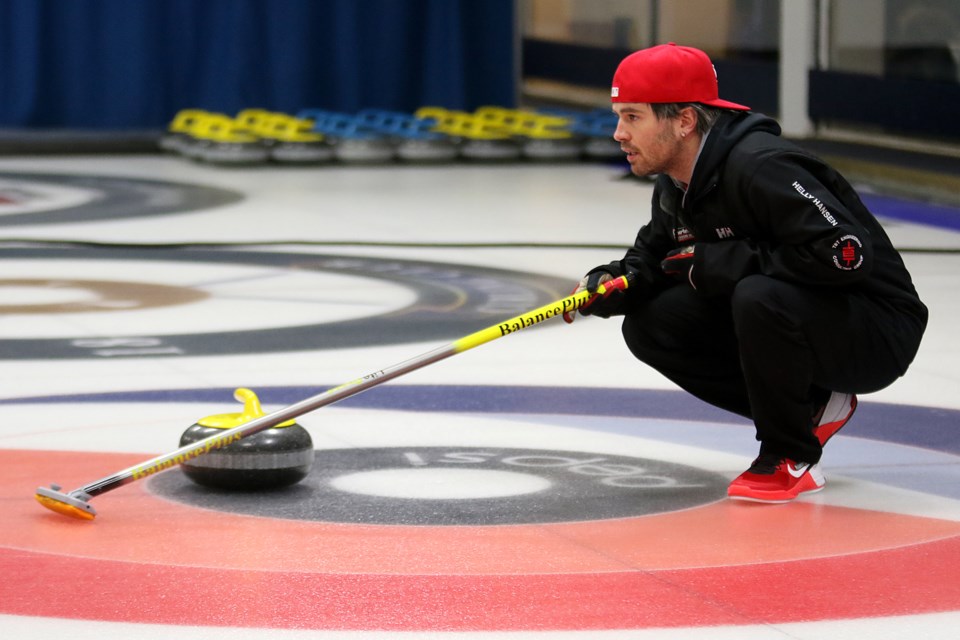 Skip Dylan Johnston calls a shot during the semifinal of the 2017 Travelers Men's Provincial Championship at Fort William Curling Club on Saturday, Feb. 18, 2017 (Leith Dunick, tbnewswatch.com). 