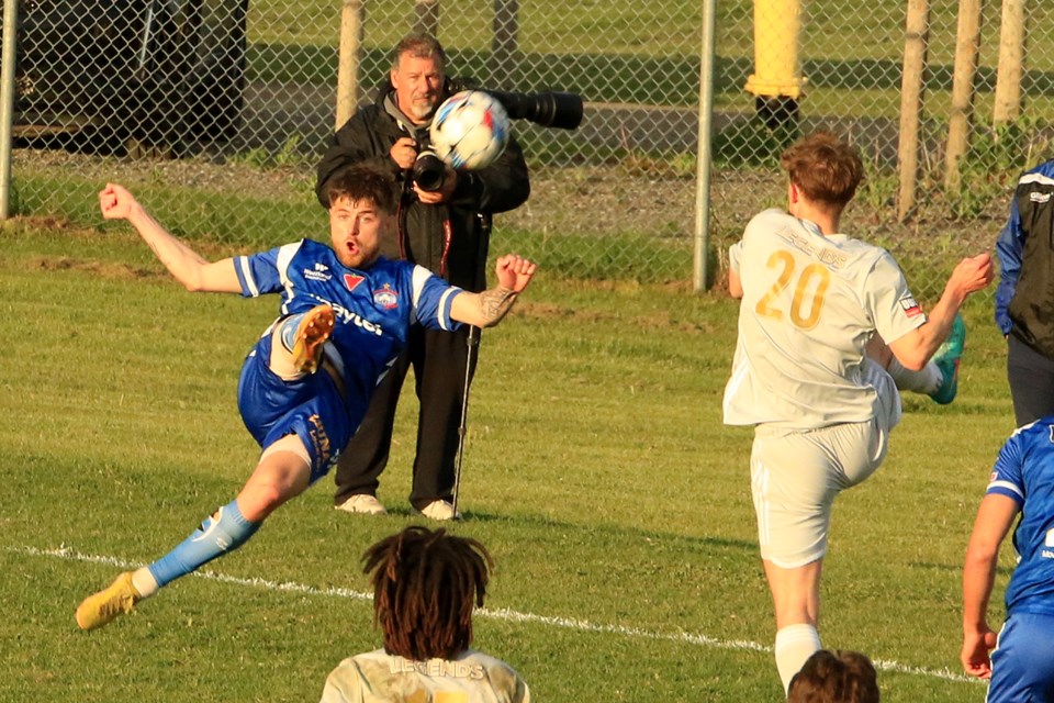 The Chill's Tyler Attardo attempts a bicycle kick late in Thunder Bay's 2-1 loss to the St. Croix Legends on Friday, June 14, 2024. (Leith Dunick, tbnewswatch.com)