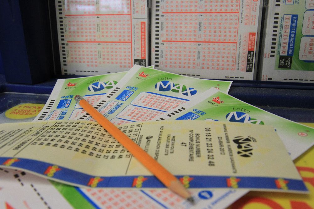 Lotto max sale 4 plus bonus