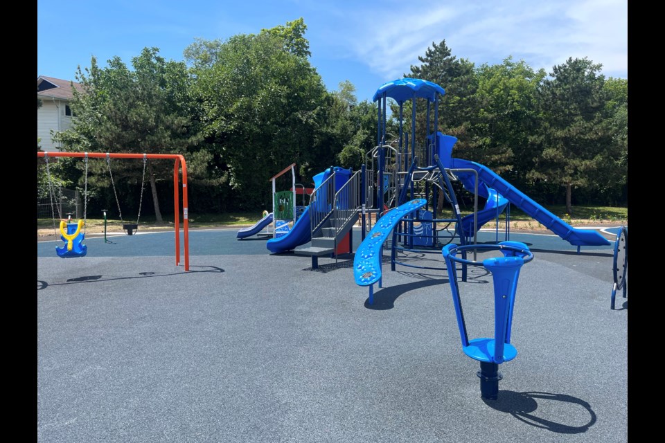 The playground in Battle of Beaverdams park has a wheelchair-accessible swing, as well as special needs swings, but no regular swing.