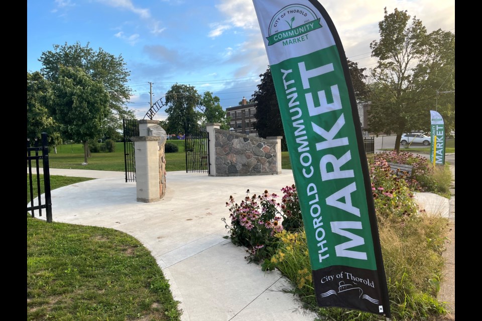 Yesterday evening, the last Thorold Community Market of the season took place at Battle of Beaverdams Park.