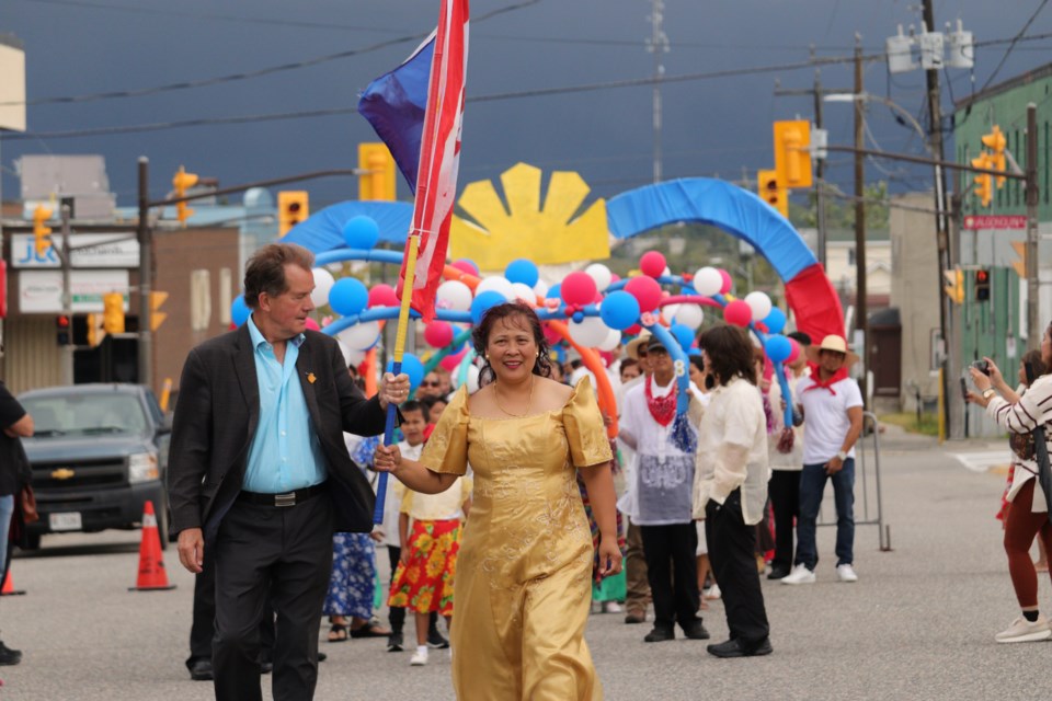 2022-08-20-Filipino Fiesta-crowd 6