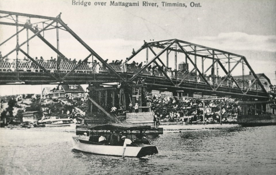 9816949MattagamiBridge