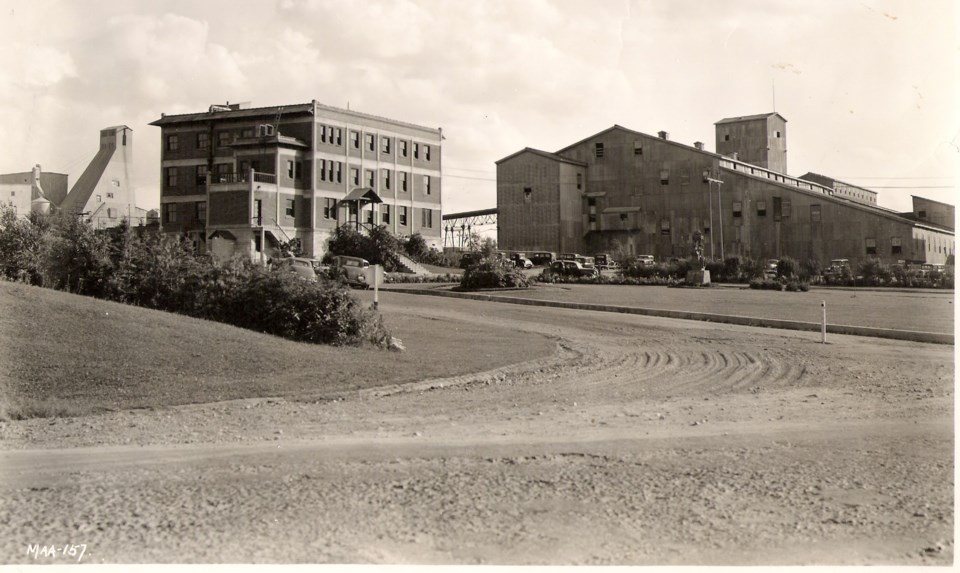 987.30.1 - Hollinger Mine Office Building