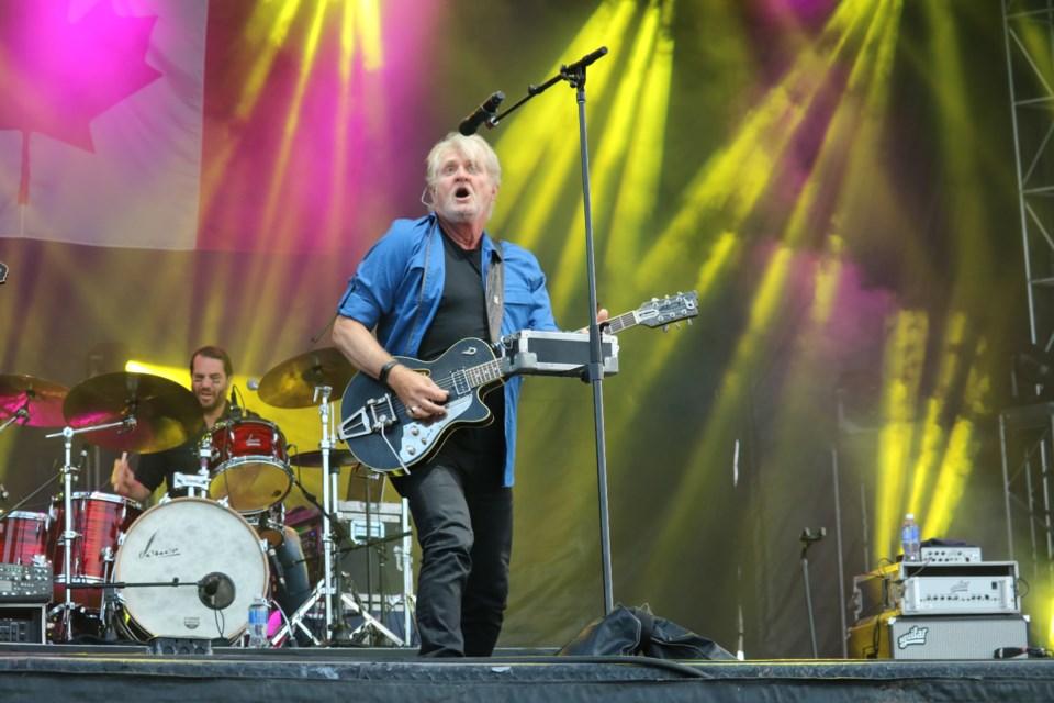 Tom Cochrane on stage