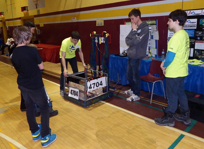 Students unleash robots at local school (5 photos) - TimminsToday.com