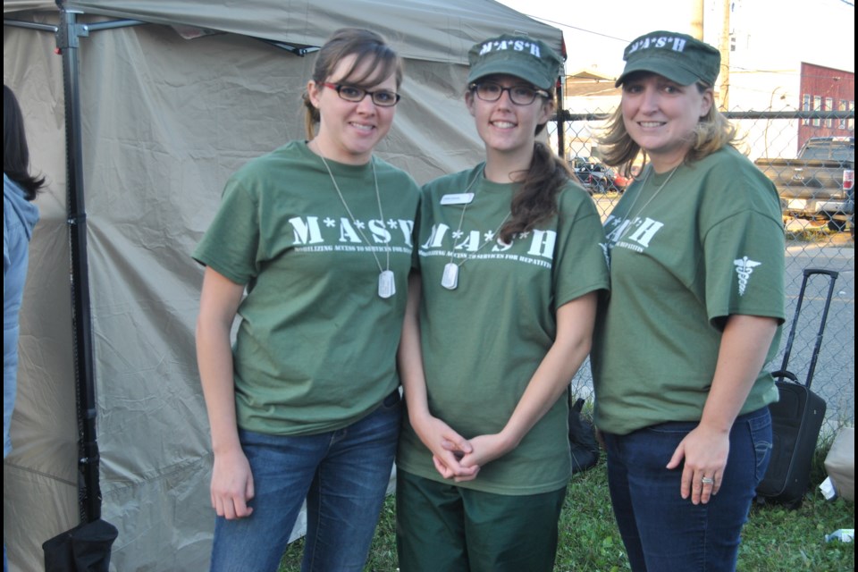 A team of nurses and outreach workers help screen Timmins residents for Hepatitis C at the Timmins Native Friendship Centre. Left to right Kelsey Secord, registered nurse; Caitlin Dobratz, outreach worker. Photo: Frank Giorno, Timminstoday.com