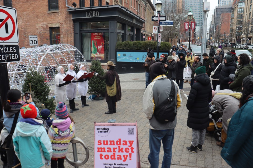 12-15-2024-singingsheeptorontostlawrencemarket-af-05