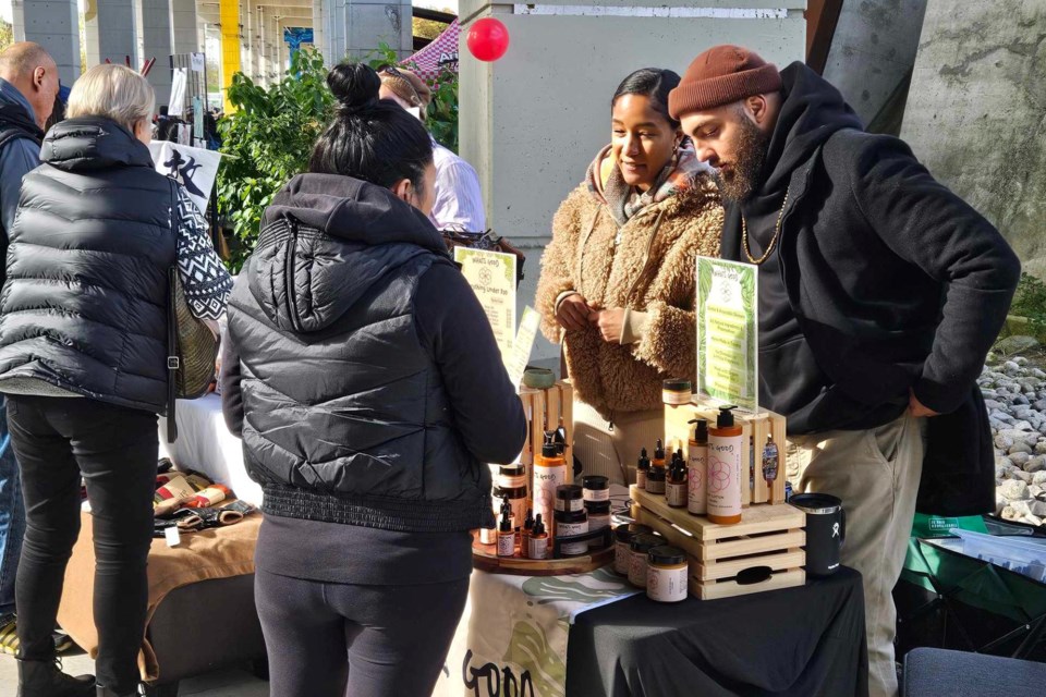 Hundreds of people got some early holiday shopping done on Saturday as The Bentway celebrated its 10th annual Christmas Market. 