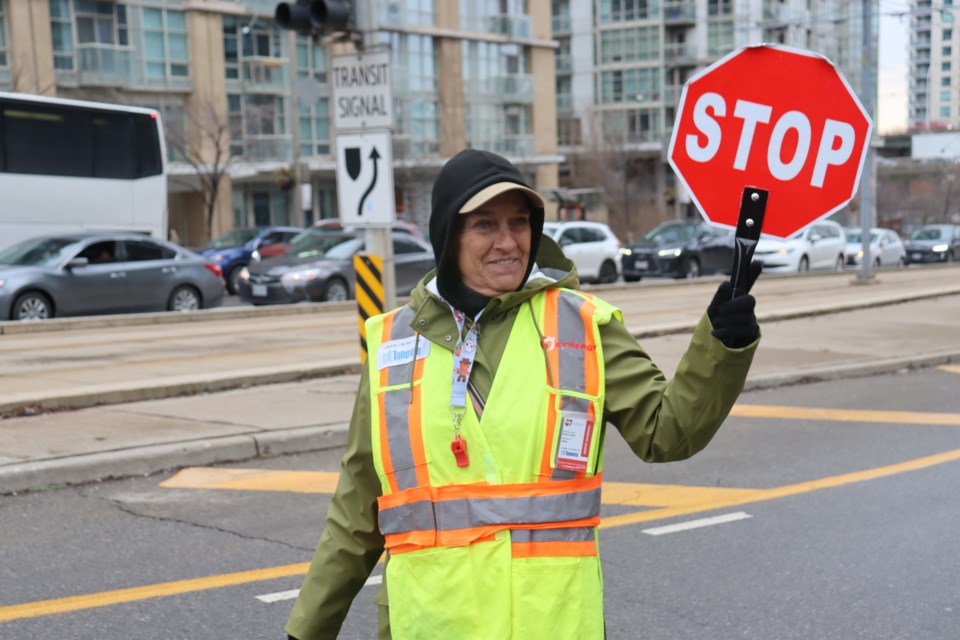 03-09-2025-teachkidscrossroadssafelytorontogreenline-af-03