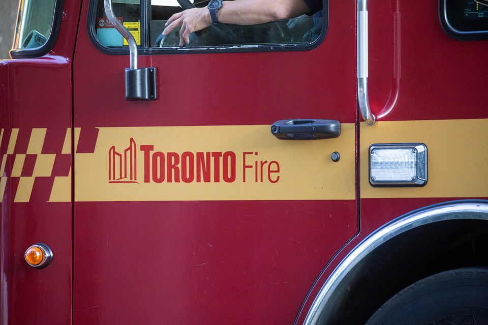 20240822torontofiretruckka05