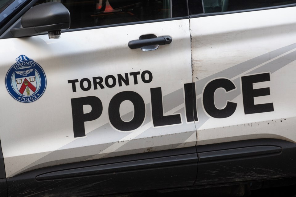 20240822torontopolicecarka