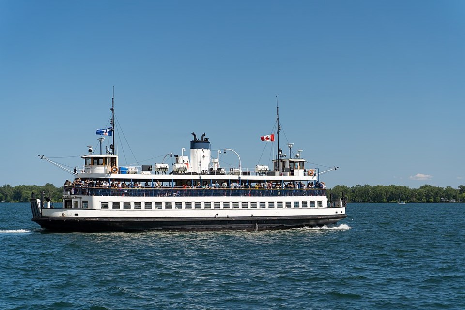 1024px-toronto_island_ferry