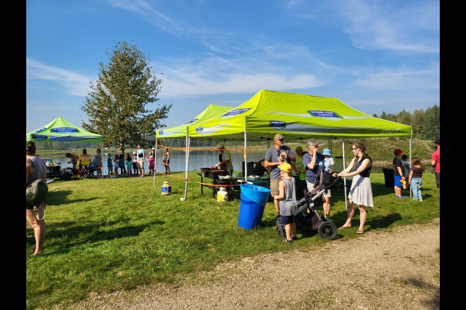 Blue Ridge Family Day on Sept 7 offered a great variety of activities from free hot dogs with Reeve Kusch and Councillor Deane, face painting with Funtastic Creations by Laura, Fancy balloon creations by Rachel’s Party Balloons, Bouncy Castles by TNT Inflatables, Spandy Andy getting everyone disco dancing, Demmi Duprie with Albert the Albertasorus, horse and buggy rides, canoeing, stories in the Teepee and crafts at the Teepee and a host of sustainability and conservationist groups to talk with the sun shining on a lovely day.