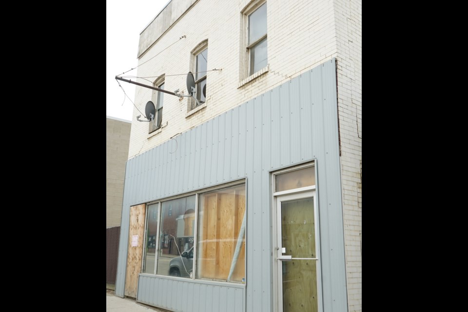 The new Community Standards bylaw has more teeth for enforcement of regulations for abandoned and derelict properties, like this empty building on 50 St.                        