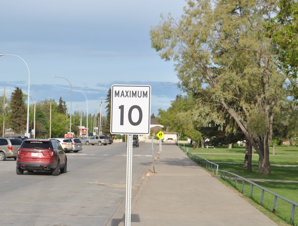 barrhead-school-speed-limit-sign-copy