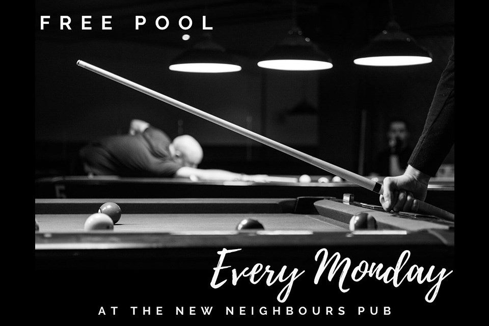 neighbours-pub-free-pool