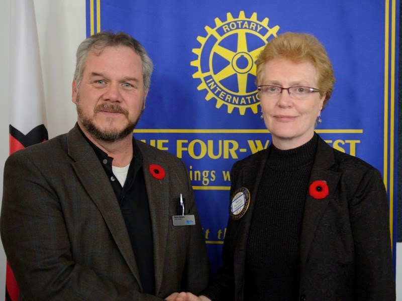 Rollie Dykstra, portfolio manager for regional innovation, attended a Rotary Club of Athabasca meeting to discuss the Alberta Innovates program. Rotarian Mavis Jacobs invited 