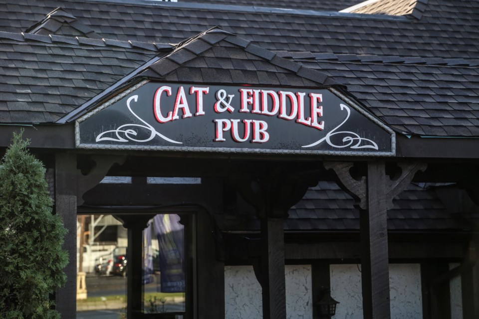 cat-and-fiddle-pub-port-coquitlam