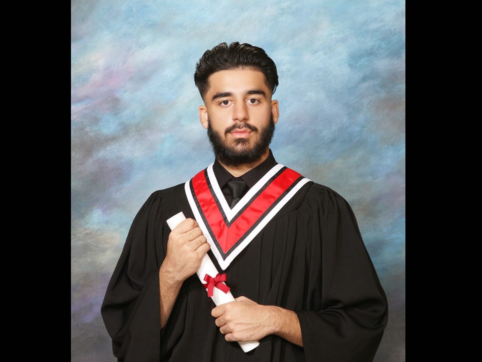 Grad 2023 Terry Fox Secondary Valedictorian Sukhraj Garcha Tri City News 3520