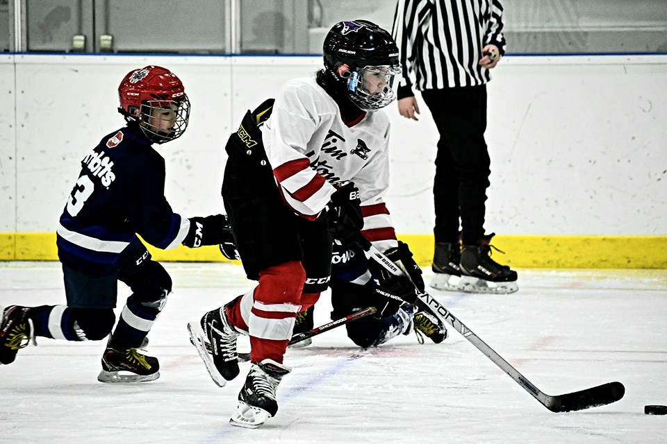 Positive' Las Vegas experience for Semiahmoo Ravens U13 minor hockey team -  Peace Arch News