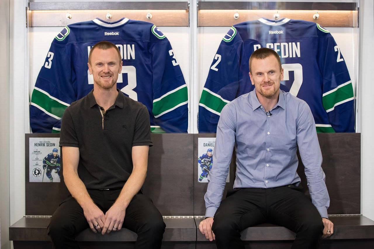 The Canucks donned special warm-up jerseys to honour Roberto