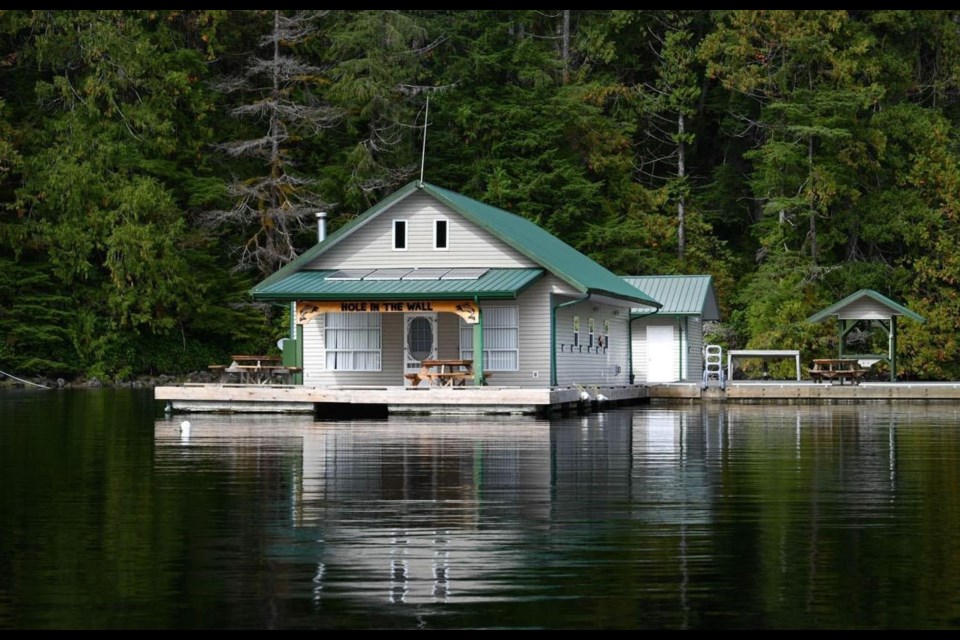 A private floating fishing lodge is on the market off the coast of Vancouver Island.