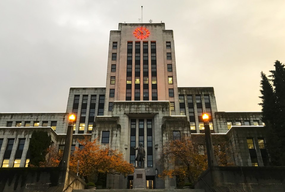 city-hall-vancouver-l