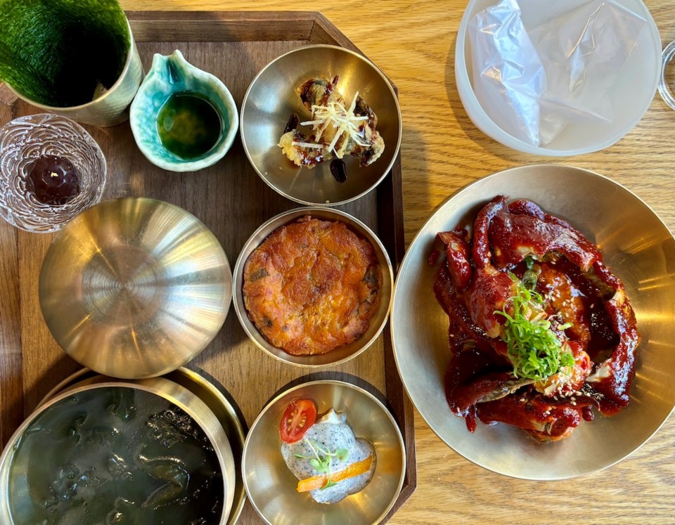 spicy-raw-marinated-crab-lunch-set-jinmi-vancouver