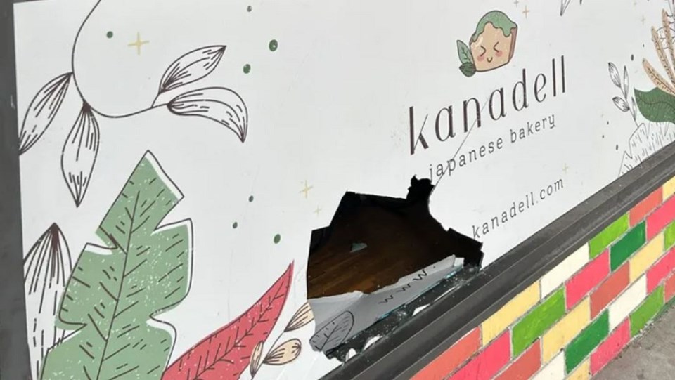 vancouver_east_kanadell_bakery_smashed_window_march2025