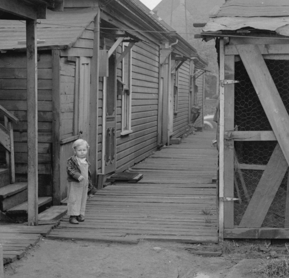 历史照片展示温哥华“贫民窟”曾经的样貌