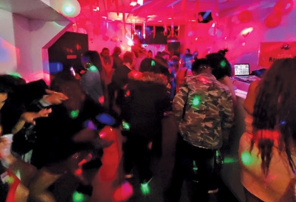 West Van Cops Bust Massive House Party Of Up To 300 Teens Vancouver Is Awesome
