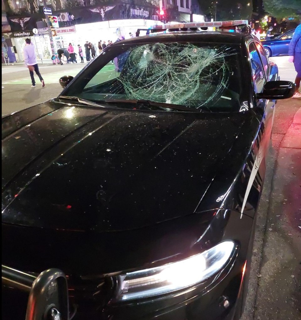 police-car-windsheild-smashed