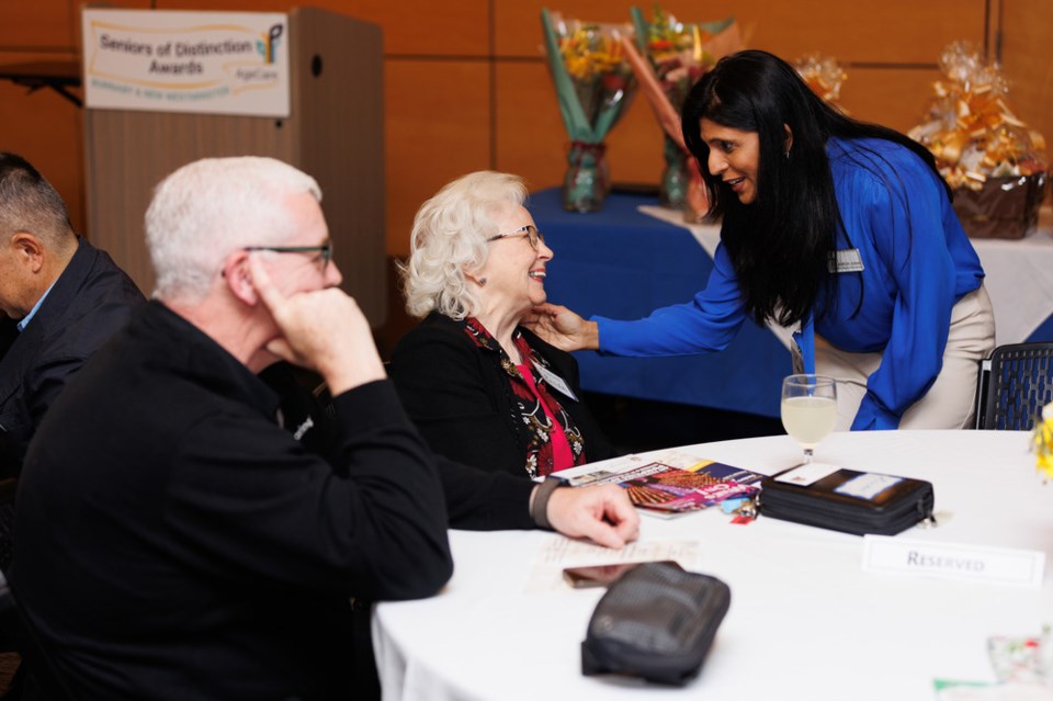 agecare-seniors-table