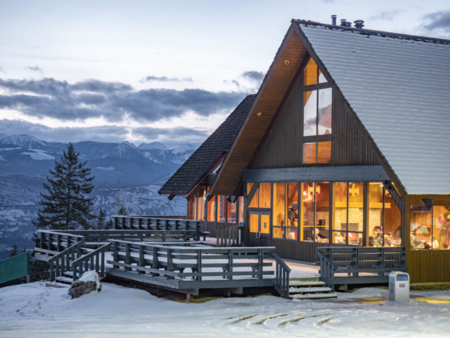 Relax, rejuvenate and reconnect with wellness with a family holiday to Fairmont Hot Springs Resort