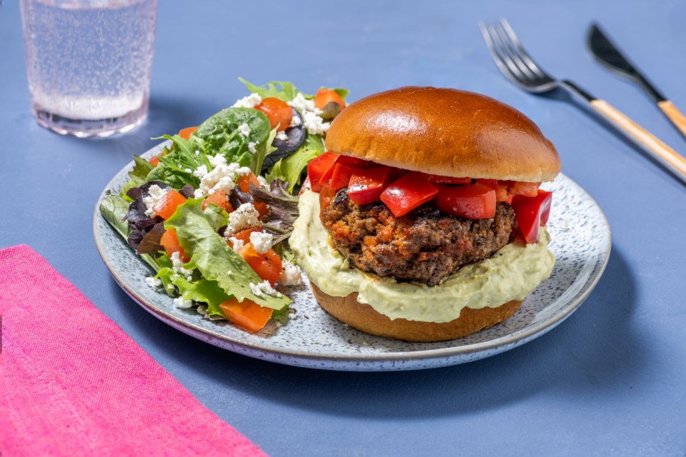 hellofresh-grilled-pepper-chorizo-burger